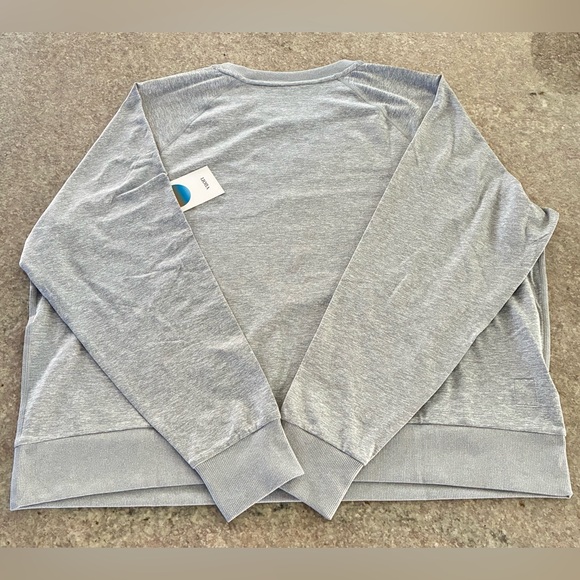 VUORI Women’s HALO CREW Long Sleeve in Pale Grey Heather Pullover Sz L  VW 241 - Picture 2 of 5